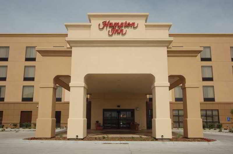 Hampton Inn Hays-North Of I-70 Екстериор снимка